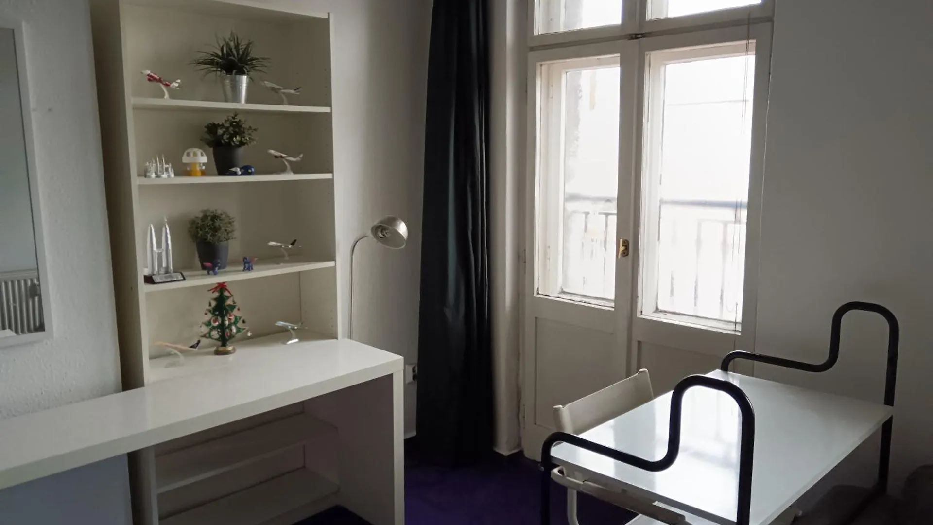 Private Bedroom Near Alexanderplatz In Sharing Apartment Berlín Ubytování v soukromí